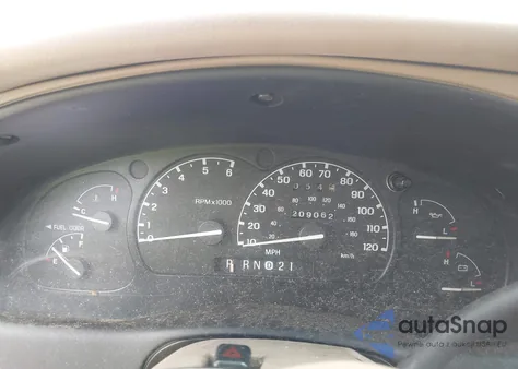 2000 Ford Explorer Limited из США, поврежденный, VIN 1FMZU85P9YUB30553